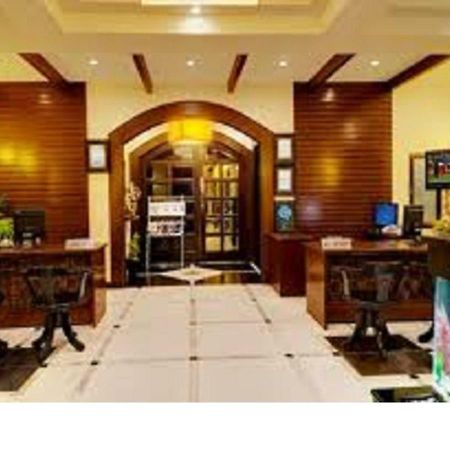 Hotel Sumith Palace Пудучеррі Екстер'єр фото