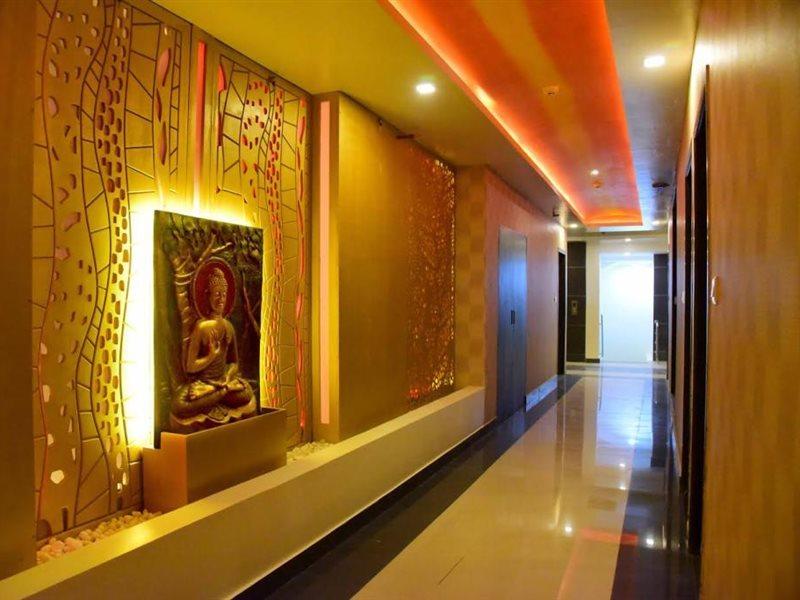 Hotel Sumith Palace Пудучеррі Екстер'єр фото