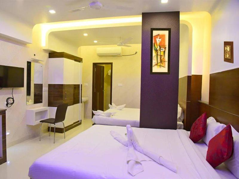 Hotel Sumith Palace Пудучеррі Екстер'єр фото