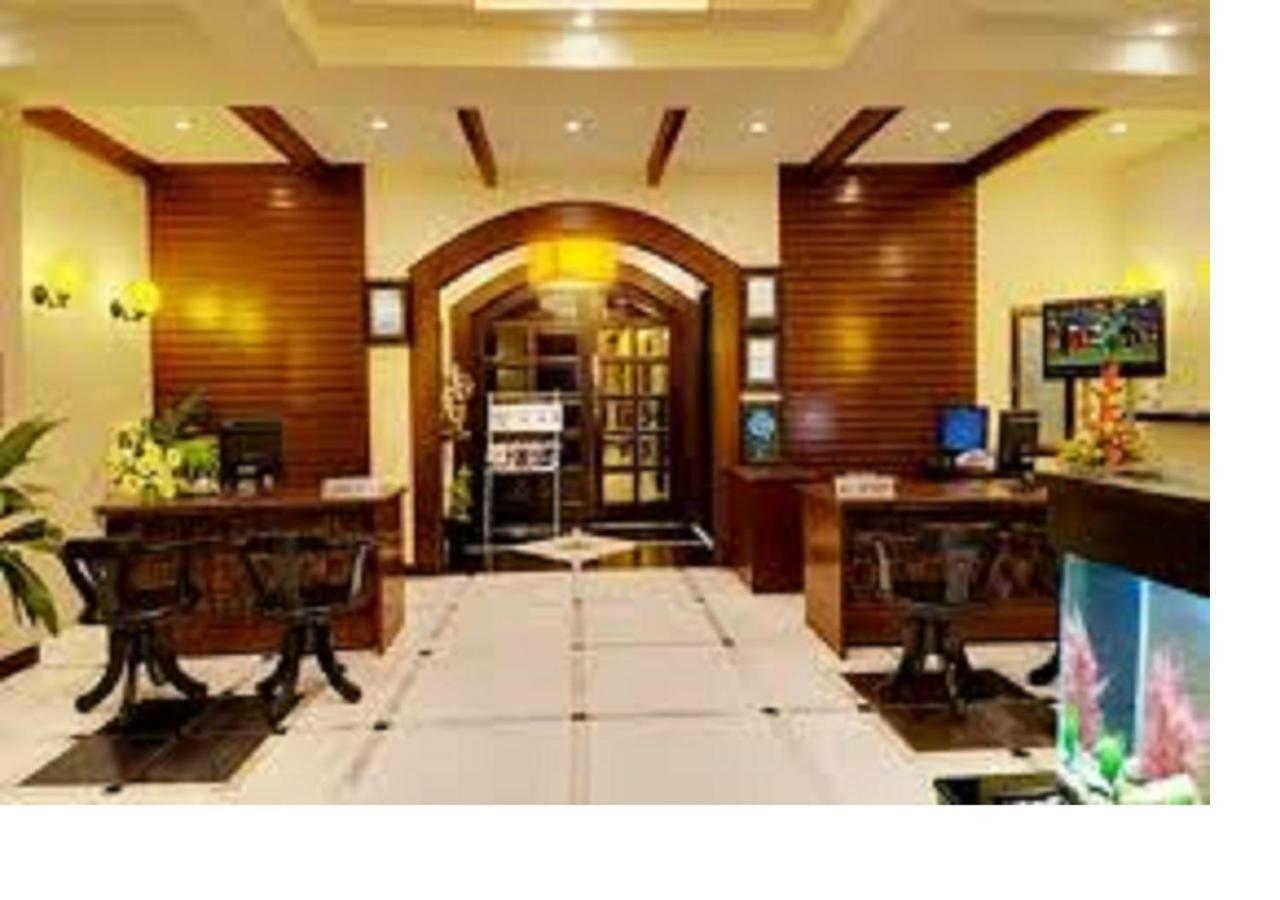 Hotel Sumith Palace Пудучеррі Екстер'єр фото