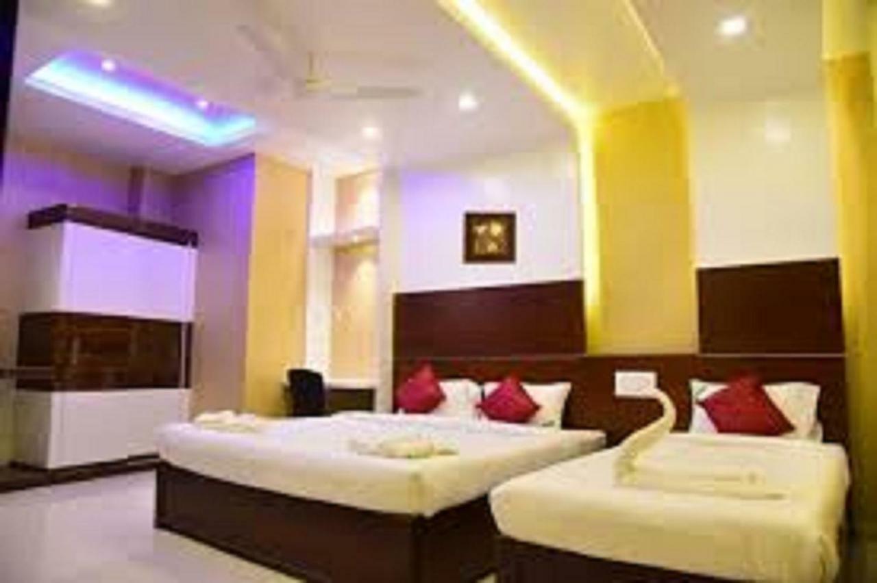 Hotel Sumith Palace Пудучеррі Екстер'єр фото